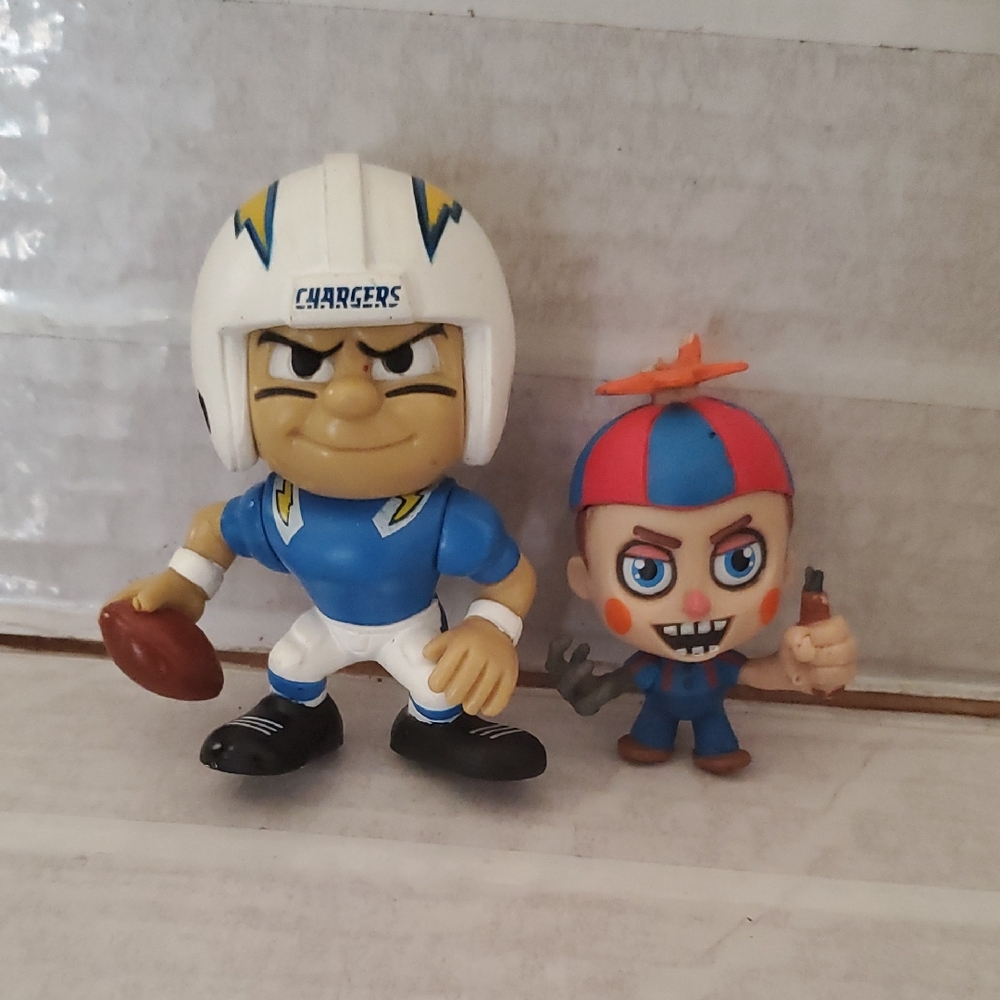 NFL  Set Of 2 Series 2 Collectible Figurine in Blue and White
